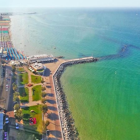 Delizioso Appartamento In Villa Al Mare Pesaro Exterior foto